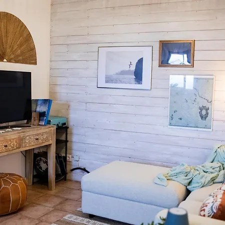 Mar - Boutique Garden Ocean View In The Countryside - Pilar Apartman